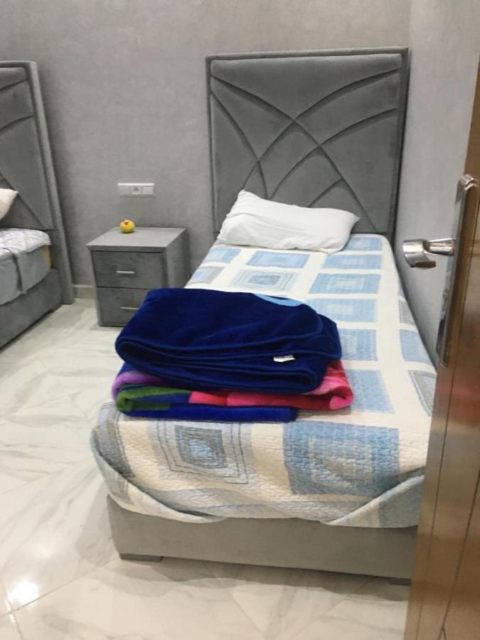 Appartement Y Tangeri Esterno foto