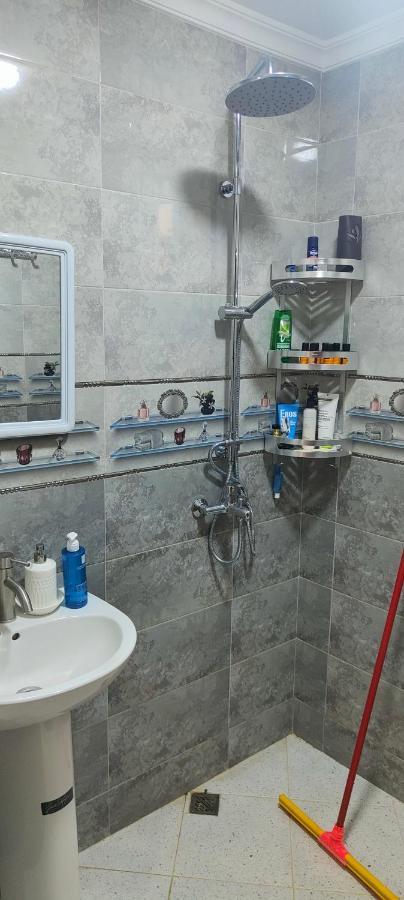 Appartement Y Tangeri Esterno foto
